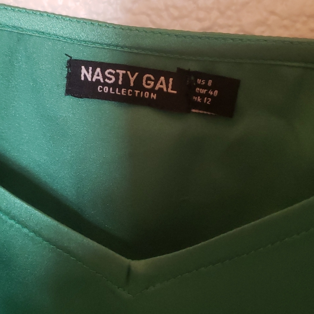 Nasty Gal Collection Green Satin Cami & Skirt - Picture 2 of 7